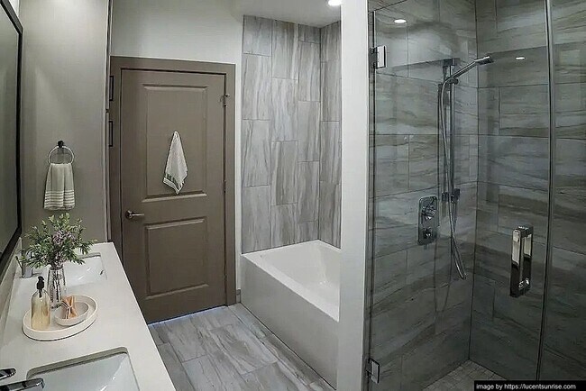 4950 Lunar Ln Unidad 1/1