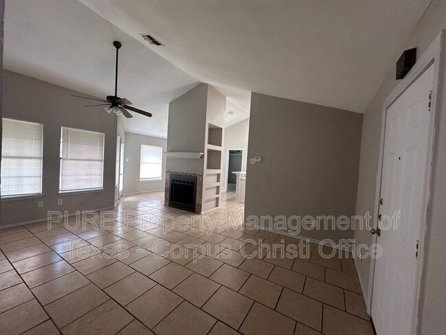 Photo - 2805 Summer Ridge Dr
