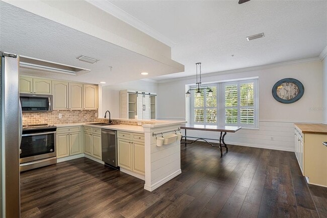 Photo - 1381 Curlew Rd