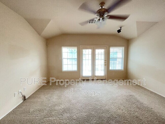 Photo - 16100 S Great Oaks Dr