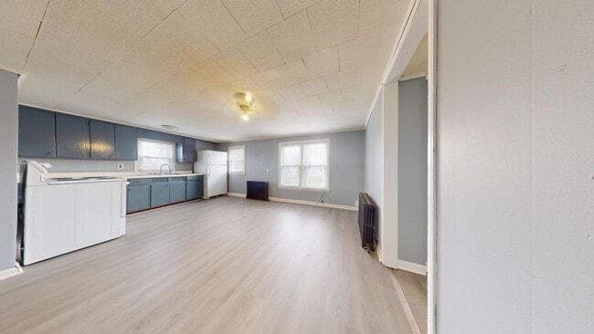 Photo - 87 Mack Ave Unit Upper Rear