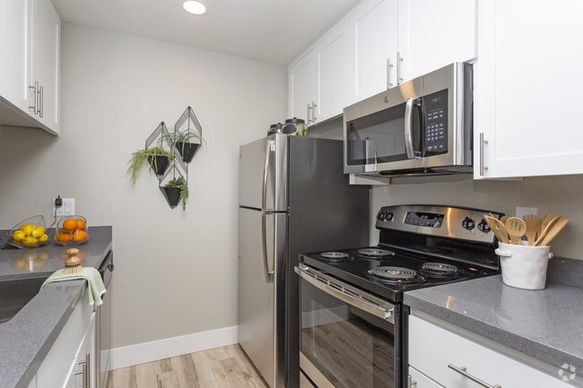 Photo - Mariners Cove