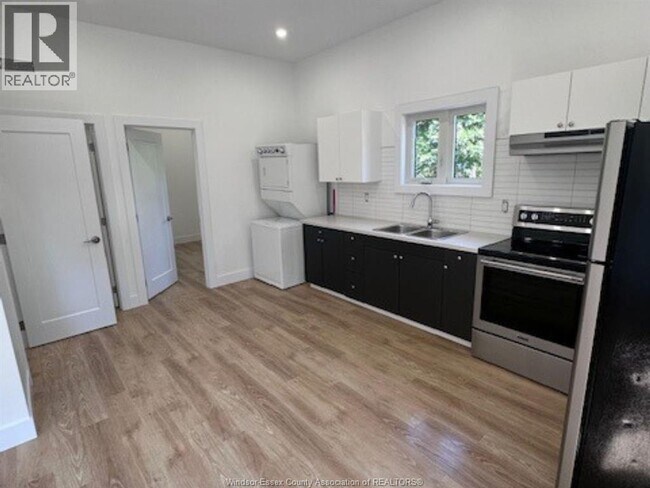 Photo - 1227 Curry Ave