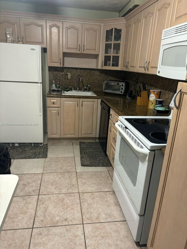 Photo - 3161 S Ocean Dr Condo Unit 1104