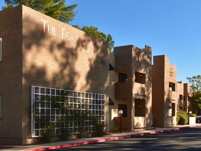 Building Photo - ONE MONTH FREE ON 12 MONTH LEASE - MOVE IN... Rental