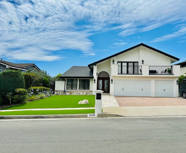 Building Photo - 3526 Coolheights Dr