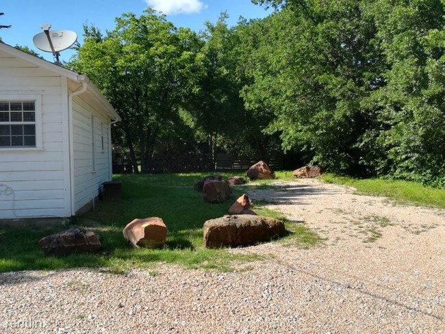 Photo - 5412 Meandering Rd