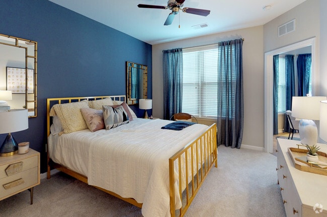 2BR, 2BA - Chalmers