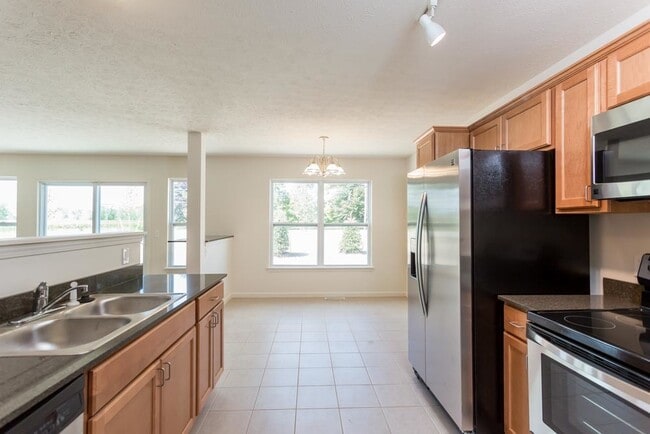 Photo - 50 Ivy Bridge Way