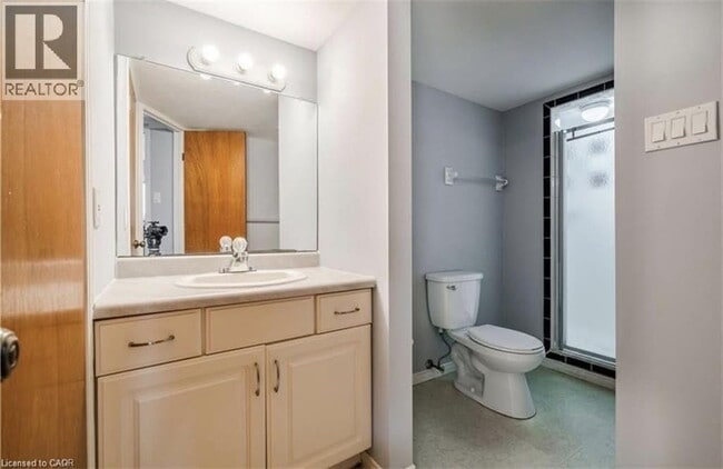 Photo - 87(A) TAMVALE Crescent