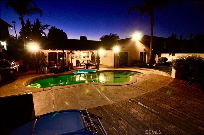 Photo - 302 Briar Creek Rd