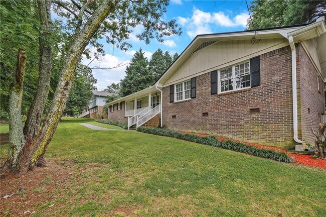 Photo - 2041 Collinswood Dr Casa