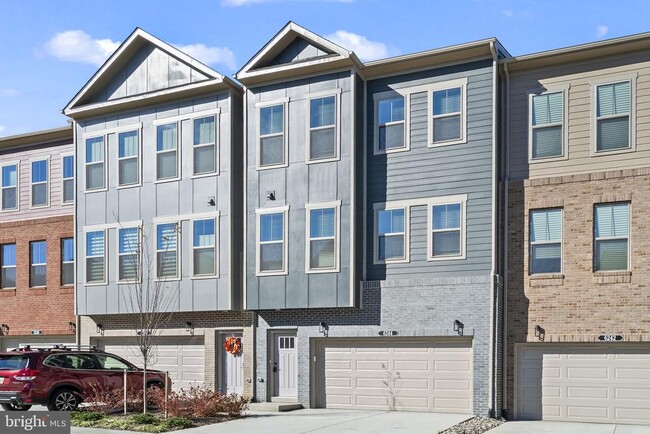 Building Photo - 6244 Folly Ln