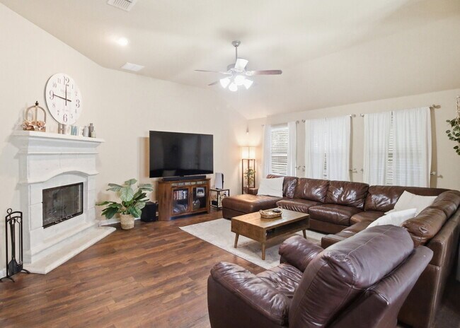 Photo - Dual Primary Suites, Screened Porch, and Office in Highland Grove