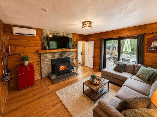 49 B Silver Birch Lane-SI ID1340598P