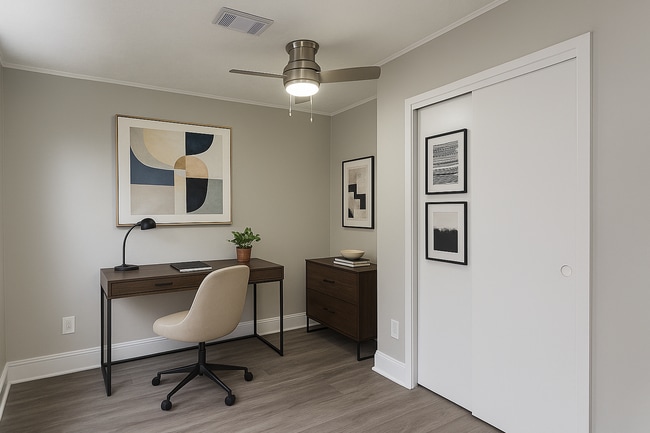 Photo - 3416 Hazelhurst Rd