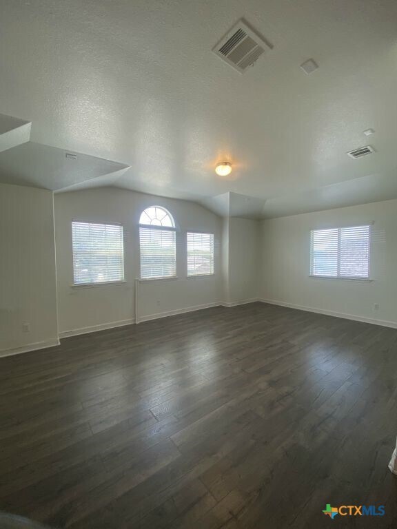 Building Photo - 7105 Golden Oak Ln Rental