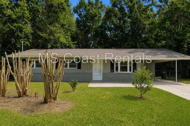 105 N Ida Ln