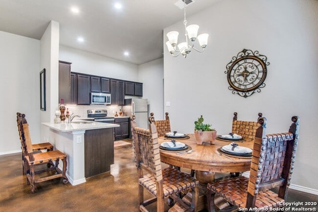 Photo - King Street Luxury Duplex