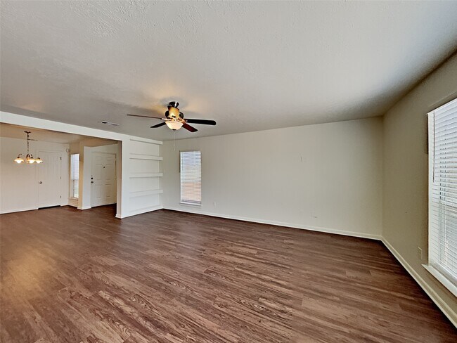Photo - 6550 Garden Trail Ct