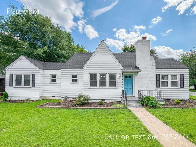 Photo - 121 Dupont Dr House