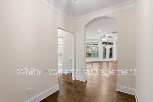 Photo - 3018 Portico Pl