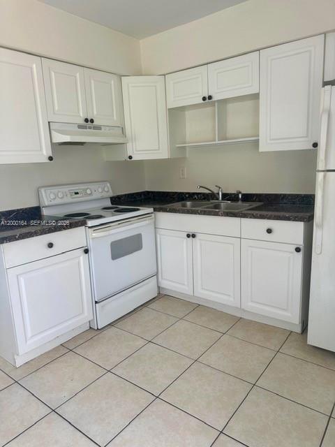 Building Photo - 5649 SW 27th St Unit 1