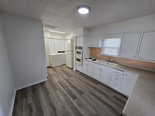 Photo - 906 N Pershing St