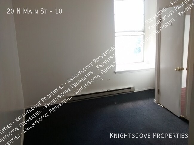 20 N Main St Unit 10