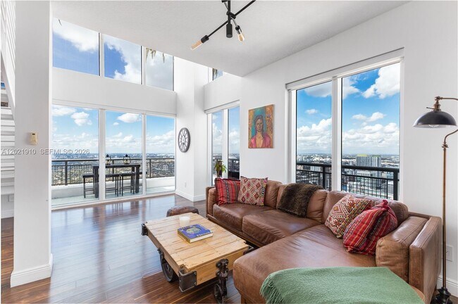 Photo - 60 SW 13th St Unit 4613