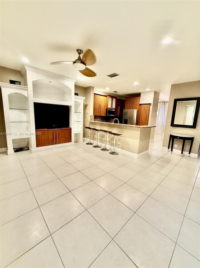 Photo - 660 Sand Creek Cir