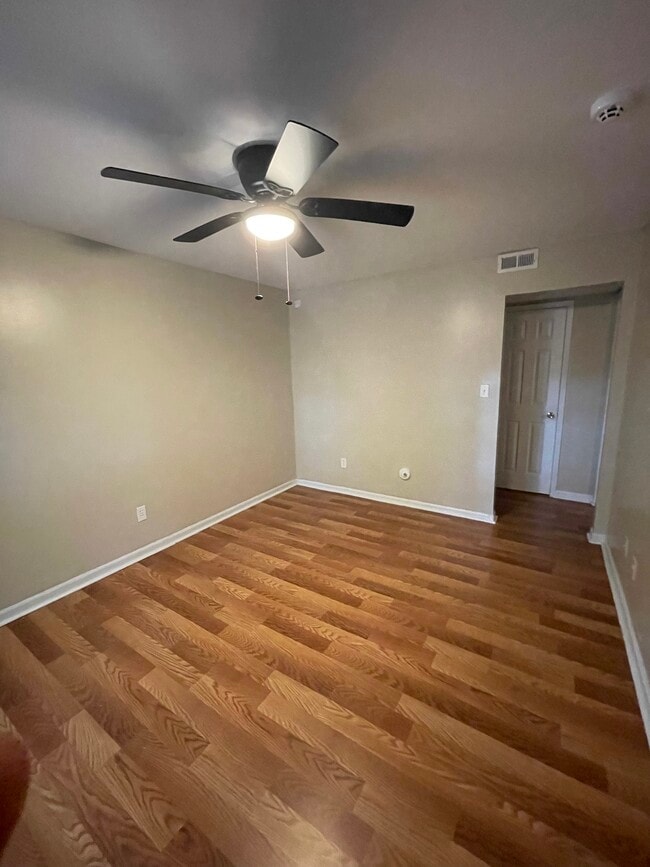 Photo - 1166 Booth Rd SW Unit 501