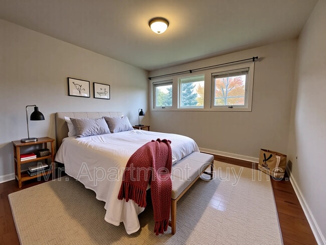 Photo - 272 Upper Paradise Rd