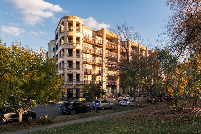 Photo - 2240 N Clay St Unit 208