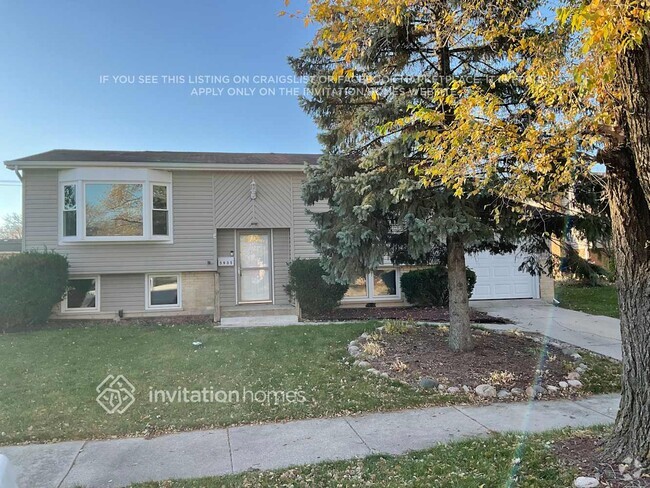 Building Photo - 5935 Essex Rd Rental