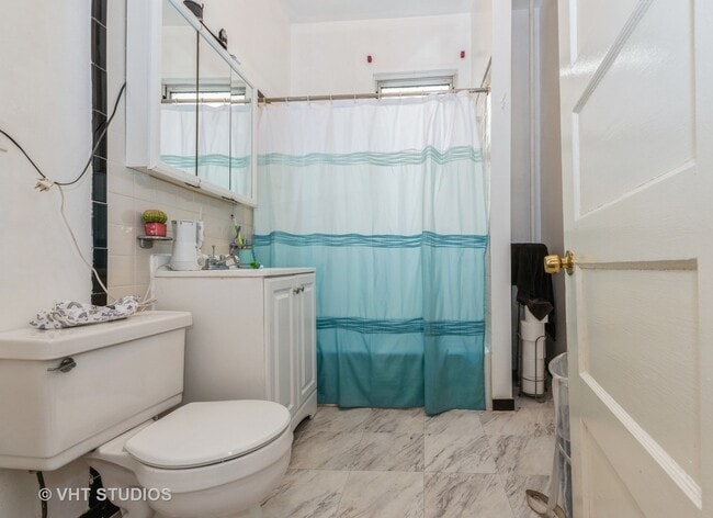 Photo - 1340 W Rosedale Ave Unit 1340 First flr