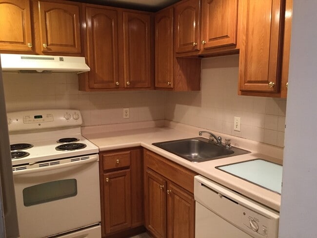 Photo - 2310 Commonwealth Ave Unit 2-2