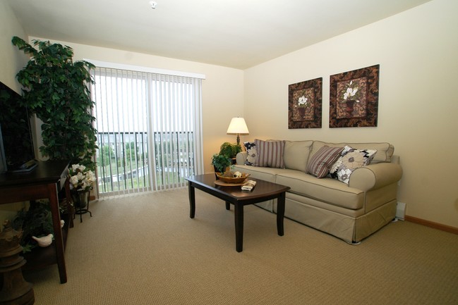 Photo - Celebre Place