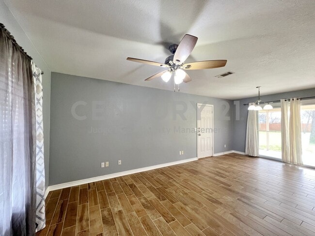 Photo - 408 W Morton Ave