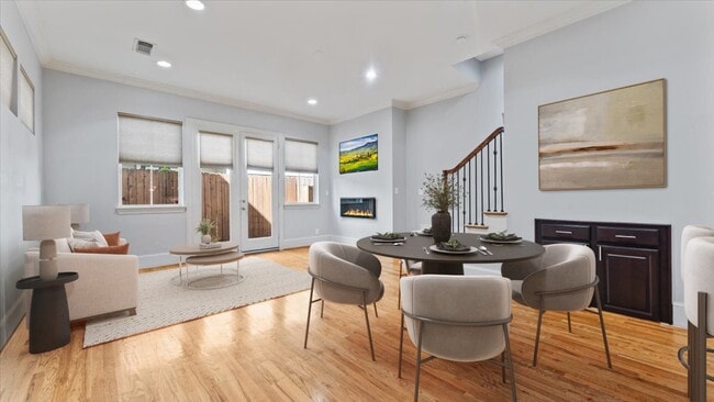 Photo - 931 W 23rd St