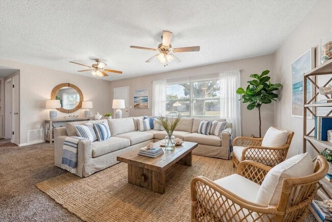 Photo - 1624 Fruitwood Dr