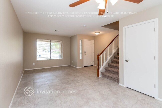 Photo - 785 E Beargrass Pl