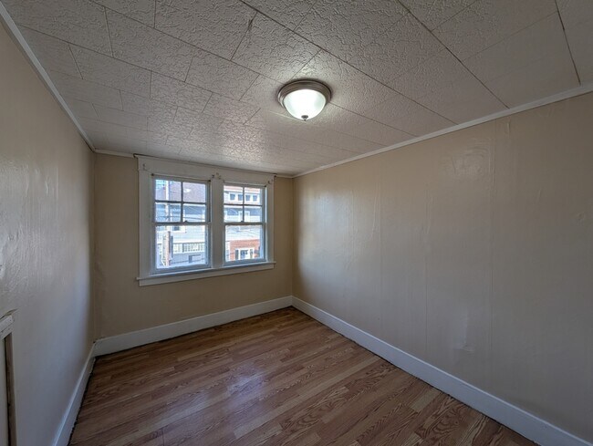 Photo - 373 Esser St Unidad #4