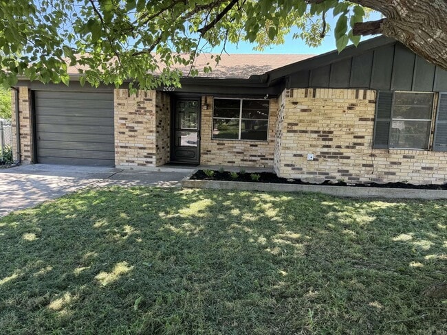 Photo - Charming 3 Bed, 1.5 Bath Single Family Home in Copperas Cove, TX - $1300/mo