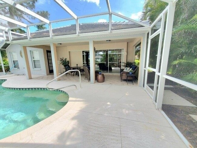 Photo - 417 Islamorada Blvd