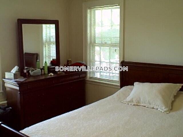 Photo - 279 Washington St Apartment Unit 3