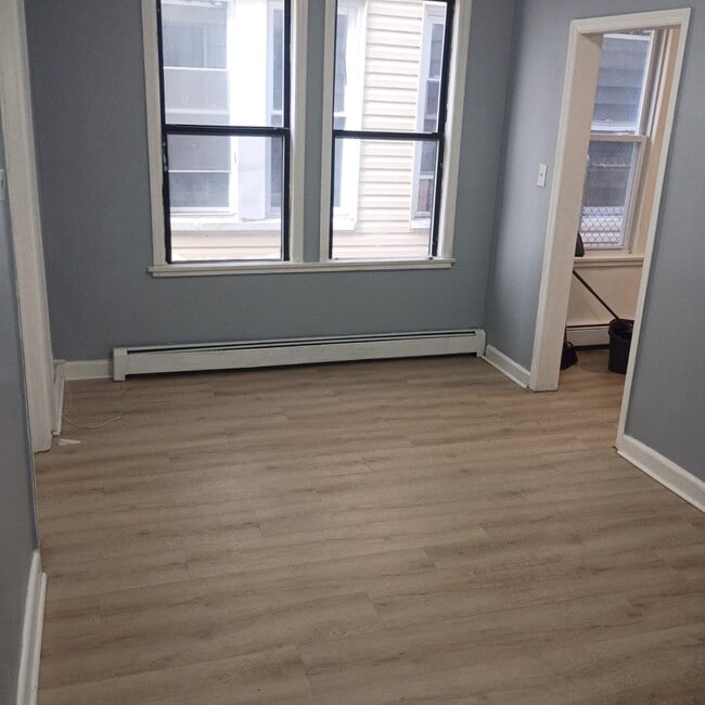 Photo - 121 Norwood St Unit 1