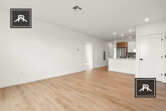 Photo - 3 bedroom in Brookline MA 02446 Unit 201