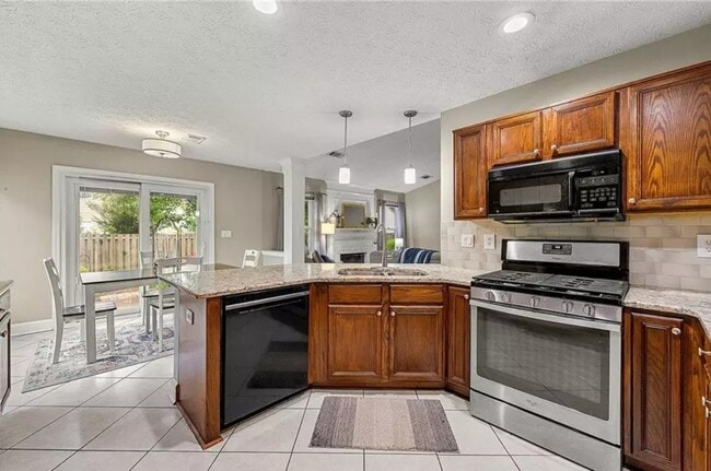 Photo - 1324 Pinebreeze Way