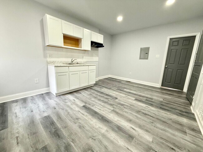 Photo - 918 E Woodlawn St Unidad 2